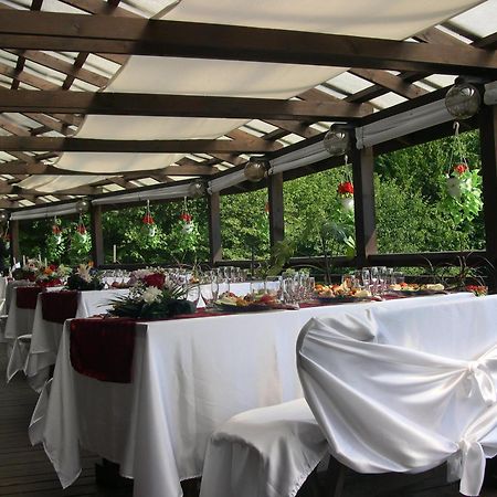 Cabana La Noi Hotell Rîşnov Eksteriør bilde