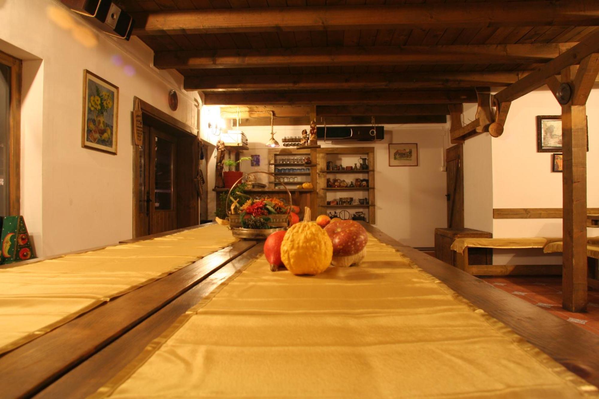 Cabana La Noi Hotell Rîşnov Eksteriør bilde