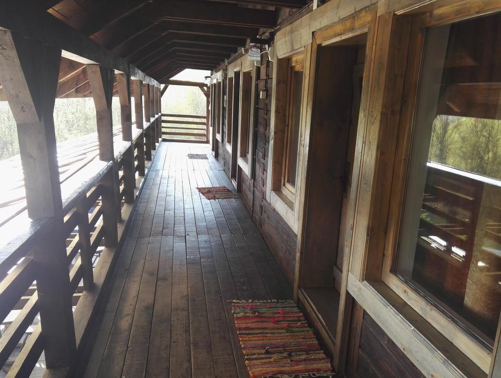 Cabana La Noi Hotell Rîşnov Eksteriør bilde