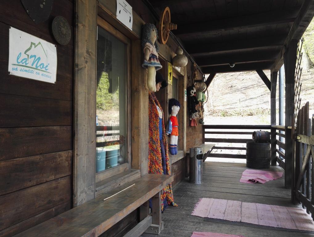 Cabana La Noi Hotell Rîşnov Eksteriør bilde