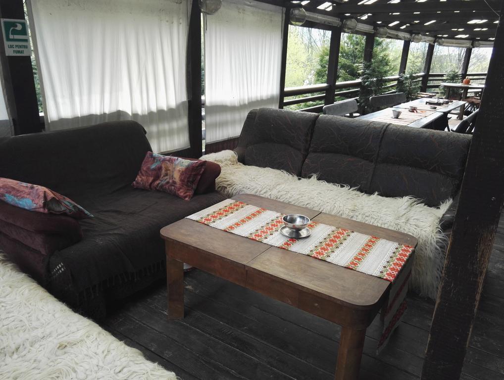 Cabana La Noi Hotell Rîşnov Eksteriør bilde